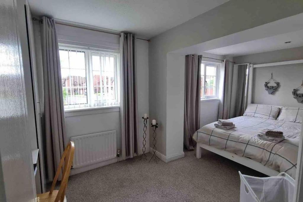 15 Min Drive To Airport 20 Min To Loch Lomond And City Center Old Kilpatrick Экстерьер фото